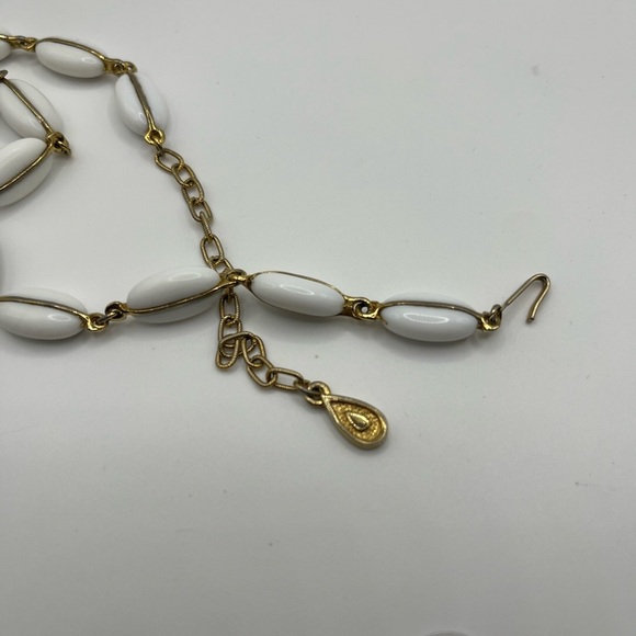 Vintage White Bead Necklace with Gold Wire Wrap Detail - Picture 2 of 4